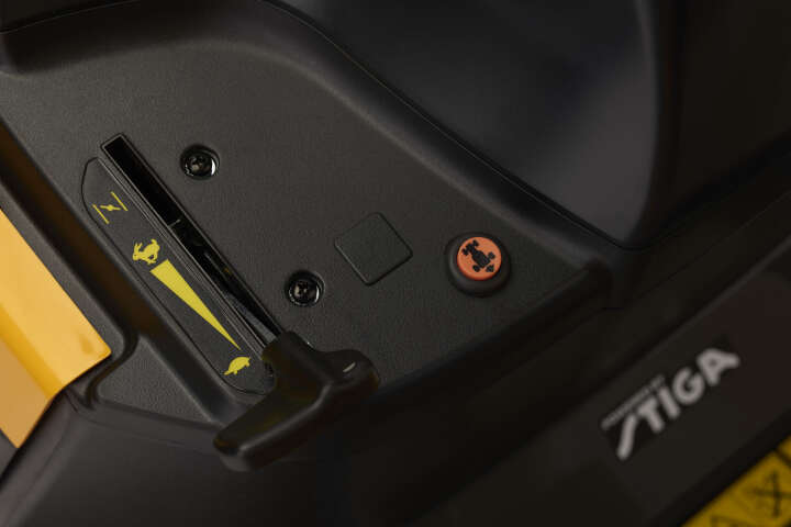 STIGA Benzin-Rasentraktor Estate 384